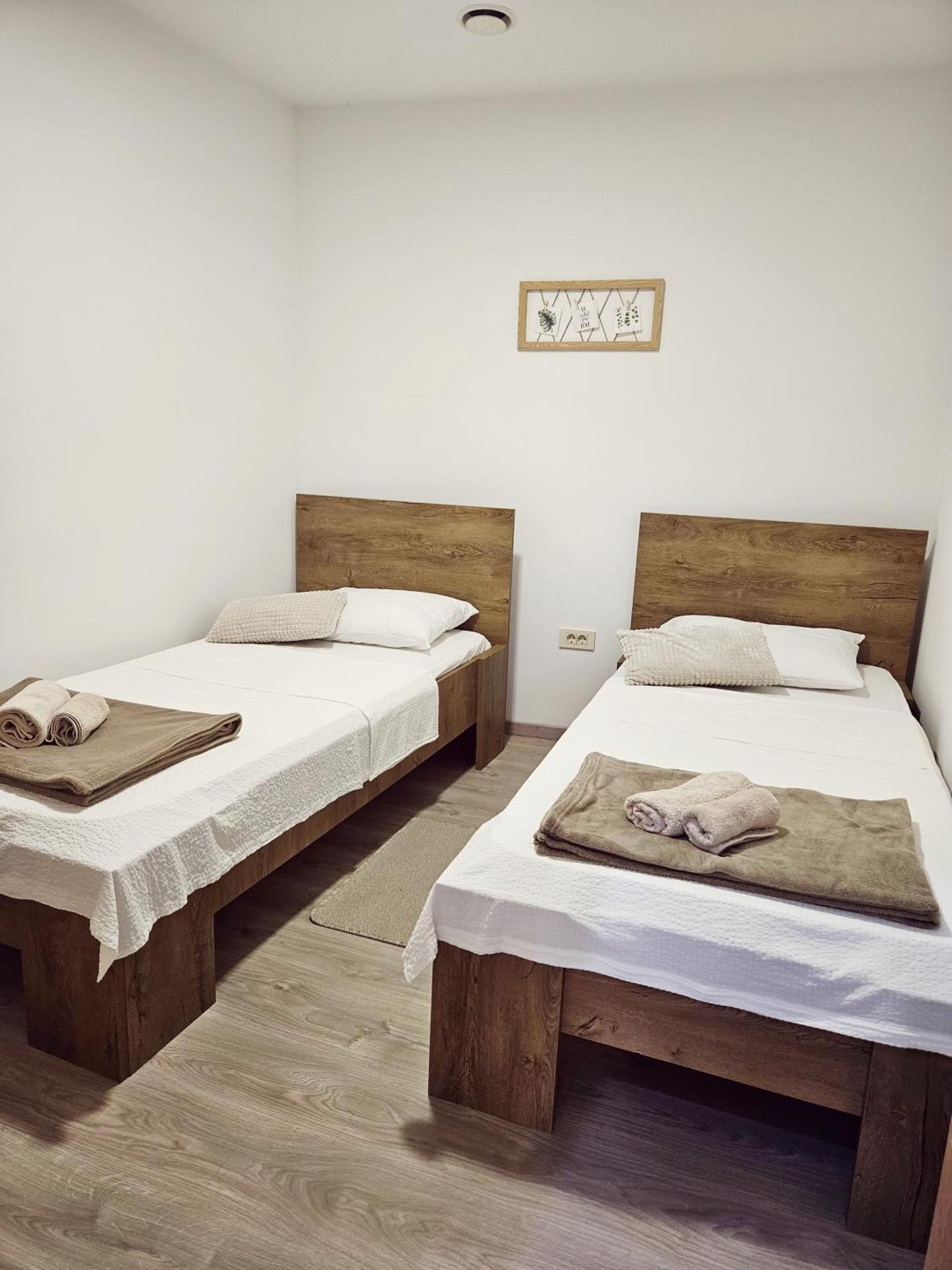 Apartment Gaja, Capodistria Esterno foto