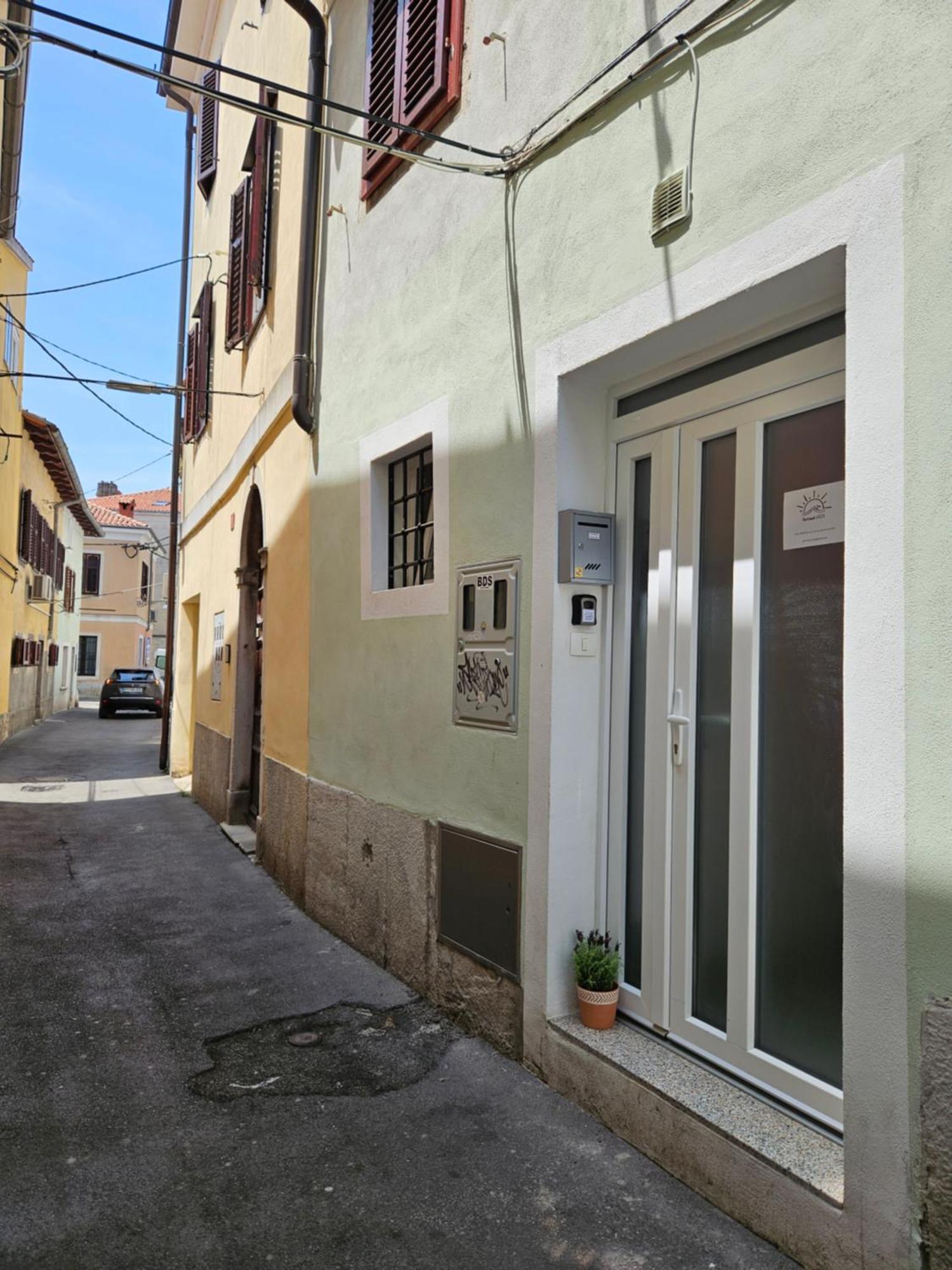 Apartment Gaja, Capodistria Esterno foto